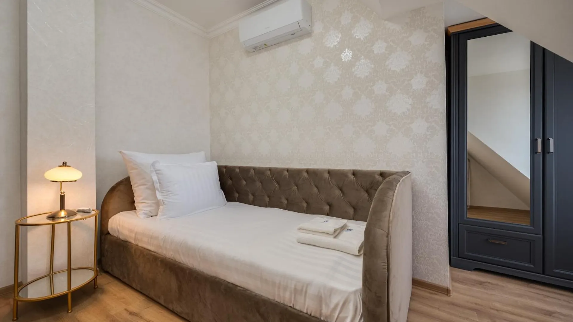Prestige Central Apartments Варна 0*,  Болгария
