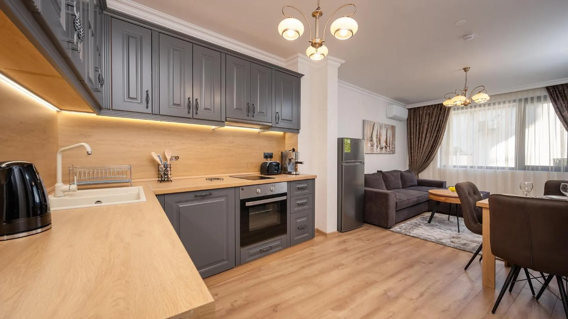 Prestige Central Apartments Варна Болгария